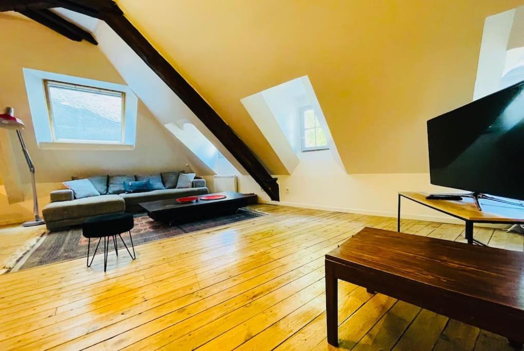 טור Apartment T3 Standing Center Station And Shops מראה חיצוני תמונה